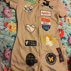 SHEIN Tan Graphic Patch Shorts romper